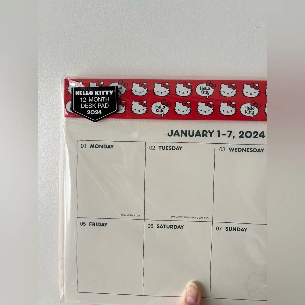 Hello Kitty 12 months desk pad for 2024